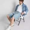 Avslappnade jeansshorts