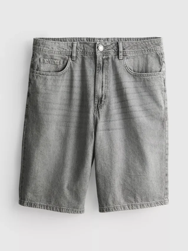 Avslappnade jeansshorts