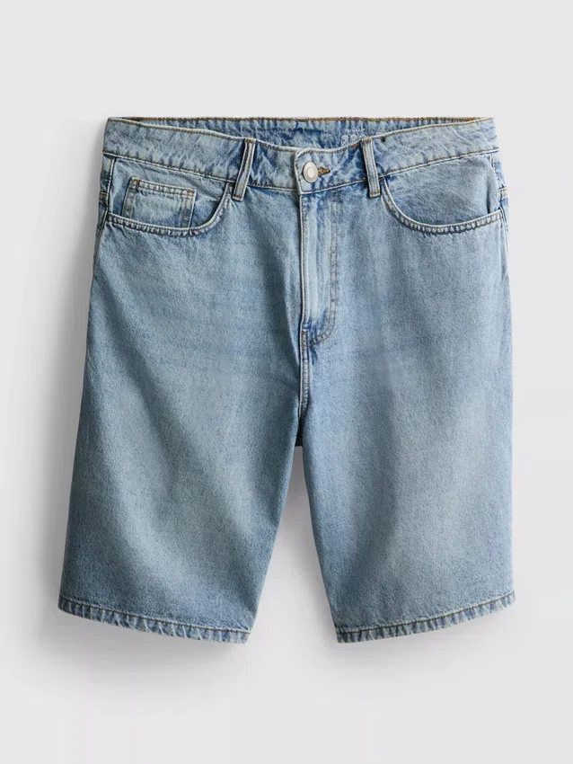 Avslappnade jeansshorts
