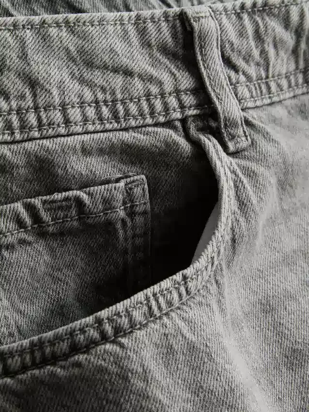 Avslappnade jeansshorts