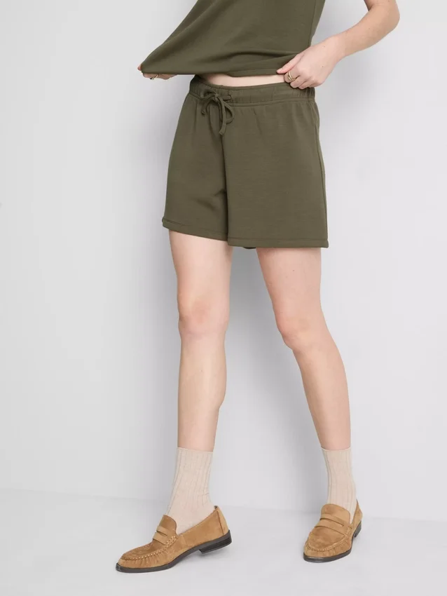 Avslappnade shorts i modalblandning