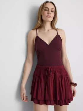Babydoll-linne med V-ringning