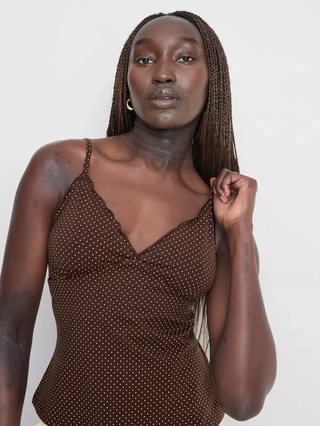 Babydoll-linne med V-ringning