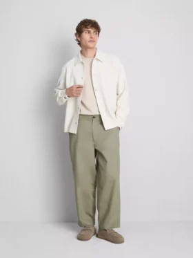 Baggy-chinos med medelhög midja