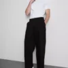 Baggy-chinos med medelhög midja