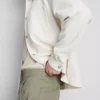 Baggy-chinos med medelhög midja