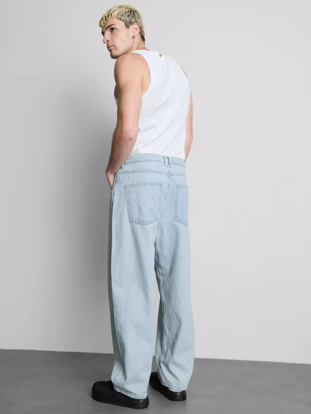 Baggy-jeans med medelhög midja