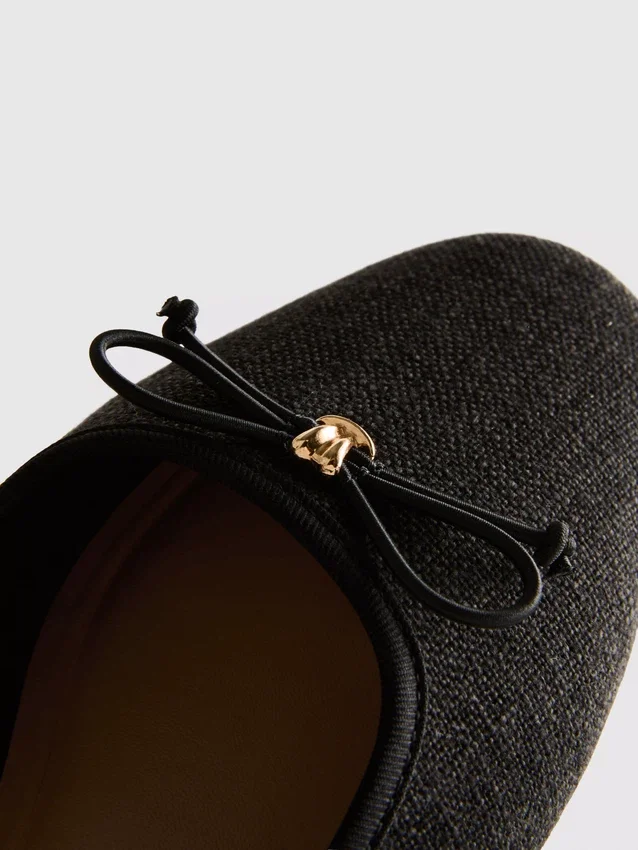 Ballerina-sandaler med rosettdetalj