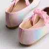 Ballerinaskor med fjärilsapplikation