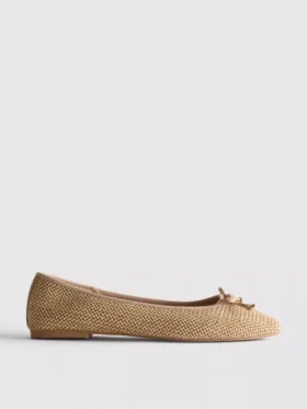 Ballerinaskor med pärlor