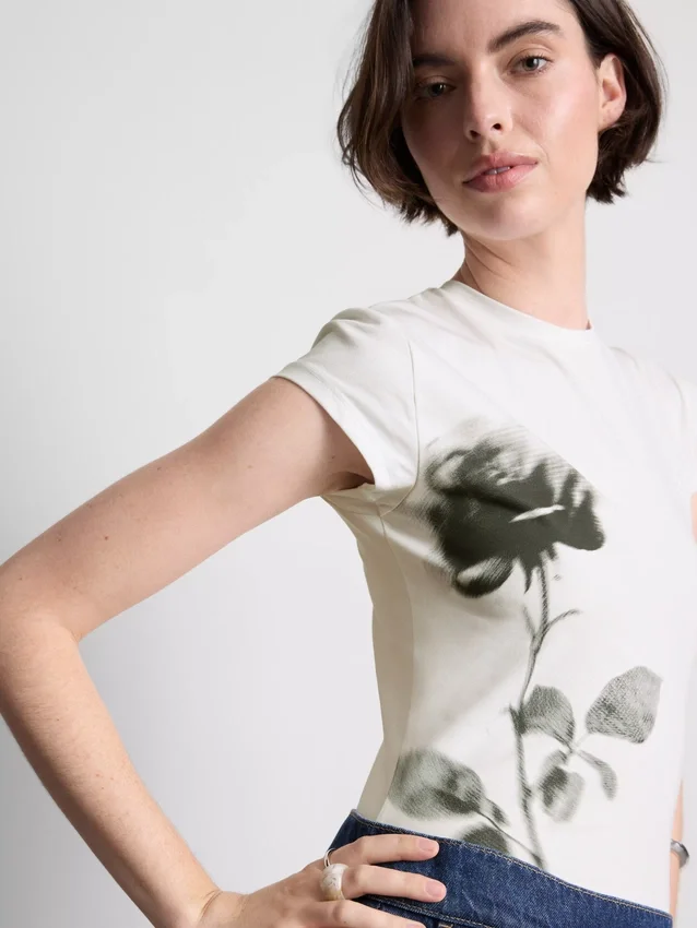 Barn-T-shirt i bomull med blommönster