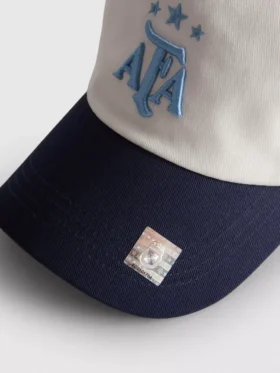 Baseballkeps med fotbollsmotiv från Argentina