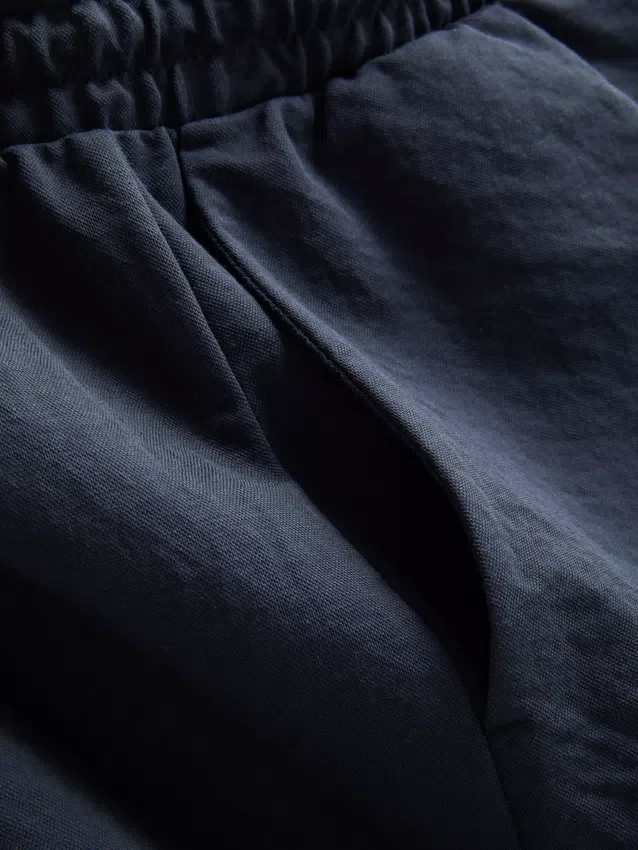 Bermudashorts i avslappnad textur