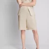 Bermudashorts i linneblandning med veck