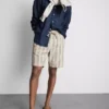 Bermudashorts med strukturerade ränder