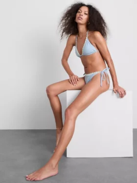 Bikinibottnar i gingham med daisy-kant