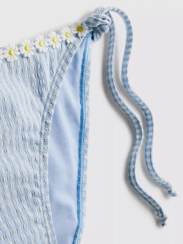 Bikinibottnar i gingham med daisy-kant