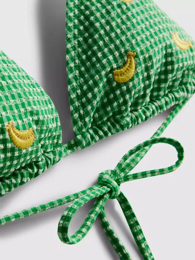 Bikinitopp i gingham med bananbroderi