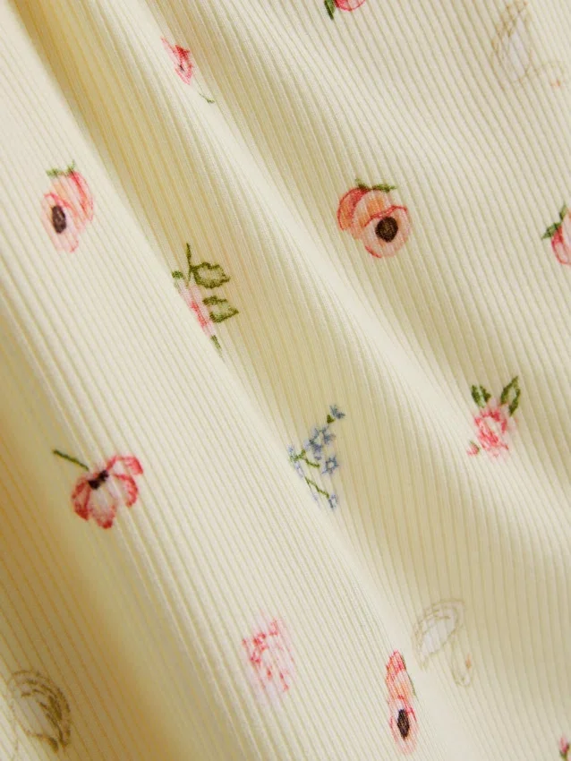 Blommig ribbad pyjamasar-cami