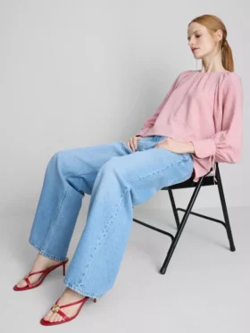 Blus med strukturerade ballongärmar