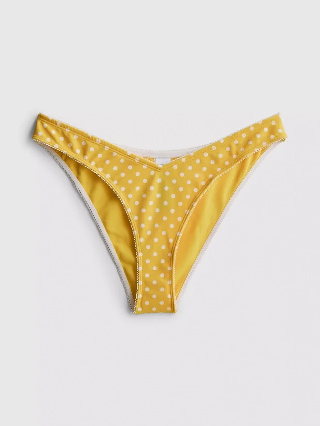 Brasilianska bikinibottnar med prickmönster