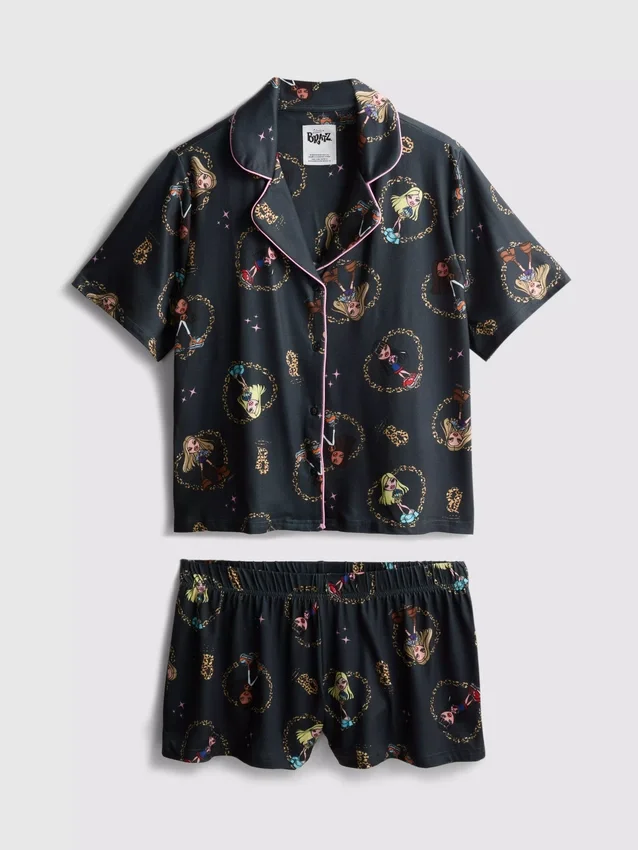 Bratz pyjamasar med grafiskt tryck och korta byxor i boyfriend-stil