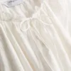 Broderad blus med ballongärmar