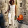 Broderad kortärmad blus i bomull