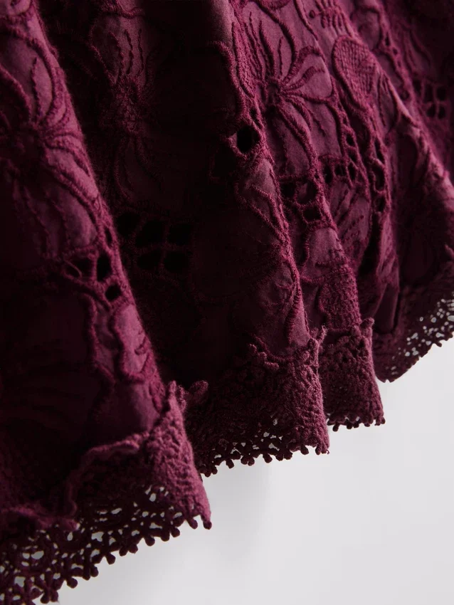 Broderade shorts i bomull med hög midja