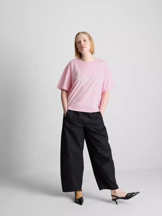 Brud-T-shirt i bomull med rund hals
