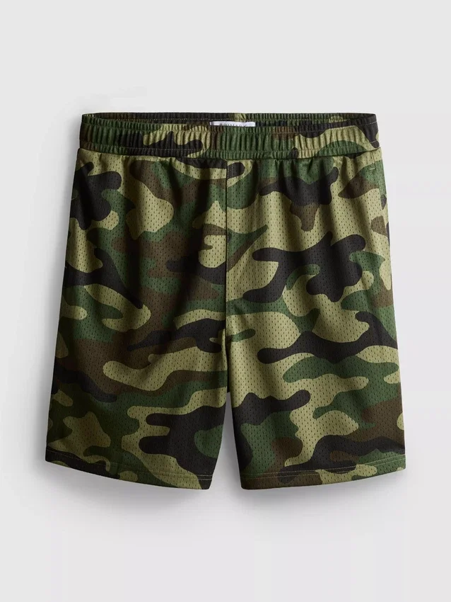 Camo-shorts i nät
