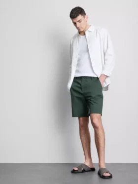 Chinoshorts med hög bomullsandel