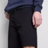 Chinoshorts med hög bomullsandel