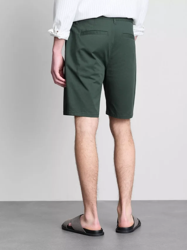 Chinoshorts med hög bomullsandel