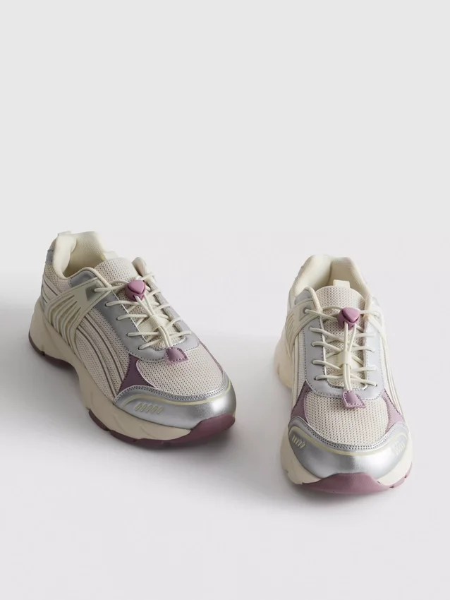 Chunky sneakers med spänne