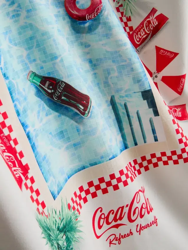 Coca-Cola-skjorta med korta ärmar