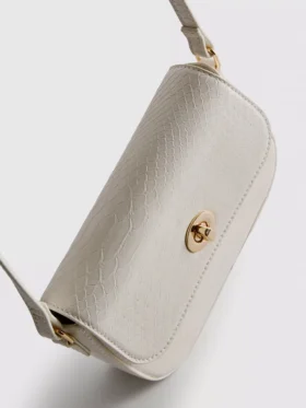 Crossbody-väska i imitationsläder med ormmönster