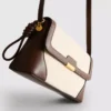 Crossbody-väska i konstläder