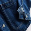Denimjacka med påsydda fickor i bomull