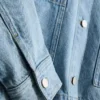 Denimjacka med påsydda fickor i bomull