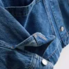 Denimjacka med påsydda fickor i bomull