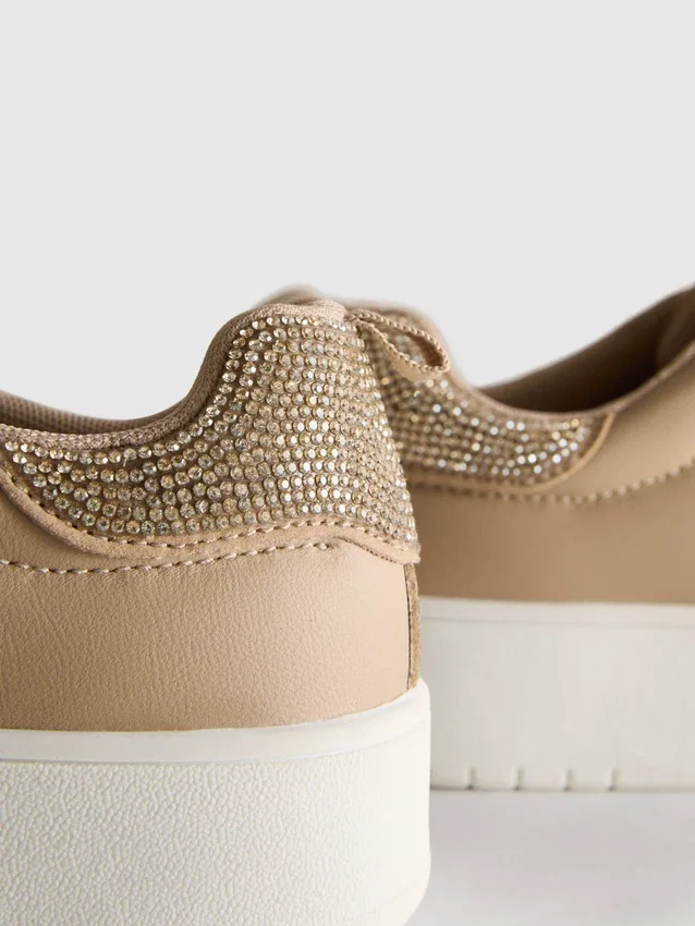 Diamanta låga sneakers