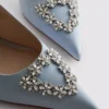 Diamanta spetsiga klackskor i satin