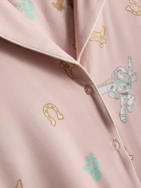 Disney Pixars Toy Story-pyjamasar i boyfriend-stil