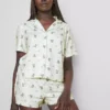 Disneys Bambi Thumper-pyjamasar i boyfriend-stil med korta byxor