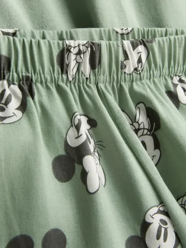 Disneys Mickey & Minnie Mouse-pyjamasar med korta byxor