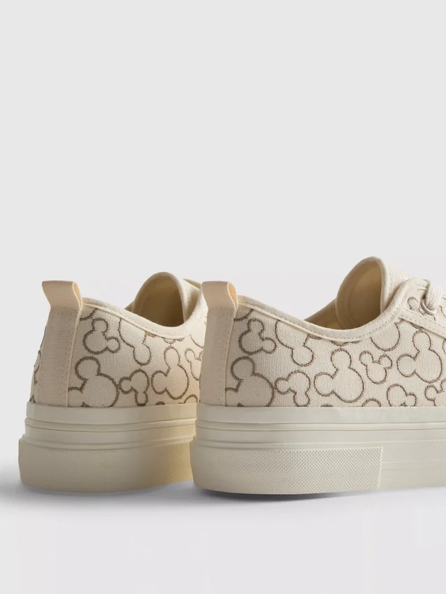 Disneys Mickey Mouse-sneakers i canvas med plattform