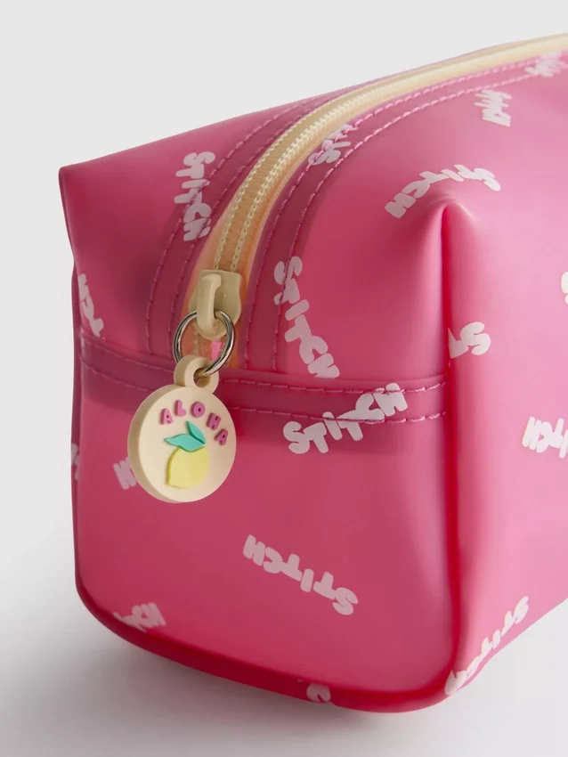 Disneys pennskrin med Stitch-initialer