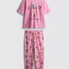 Disneys pyjamasar med motiv från filmen ”Inside Out”