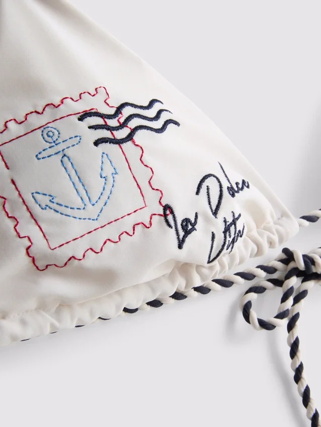 Dolce broderad triangel-bikinitopp